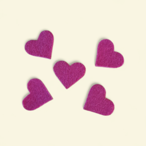 filz herzen pink
